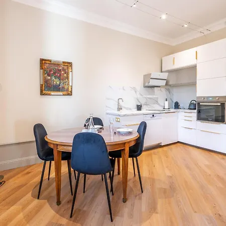 Smartstay L Ecrin Aix Les Bains *