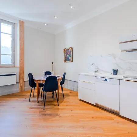 Smartstay L Ecrin Aix Les Bains 公寓 *